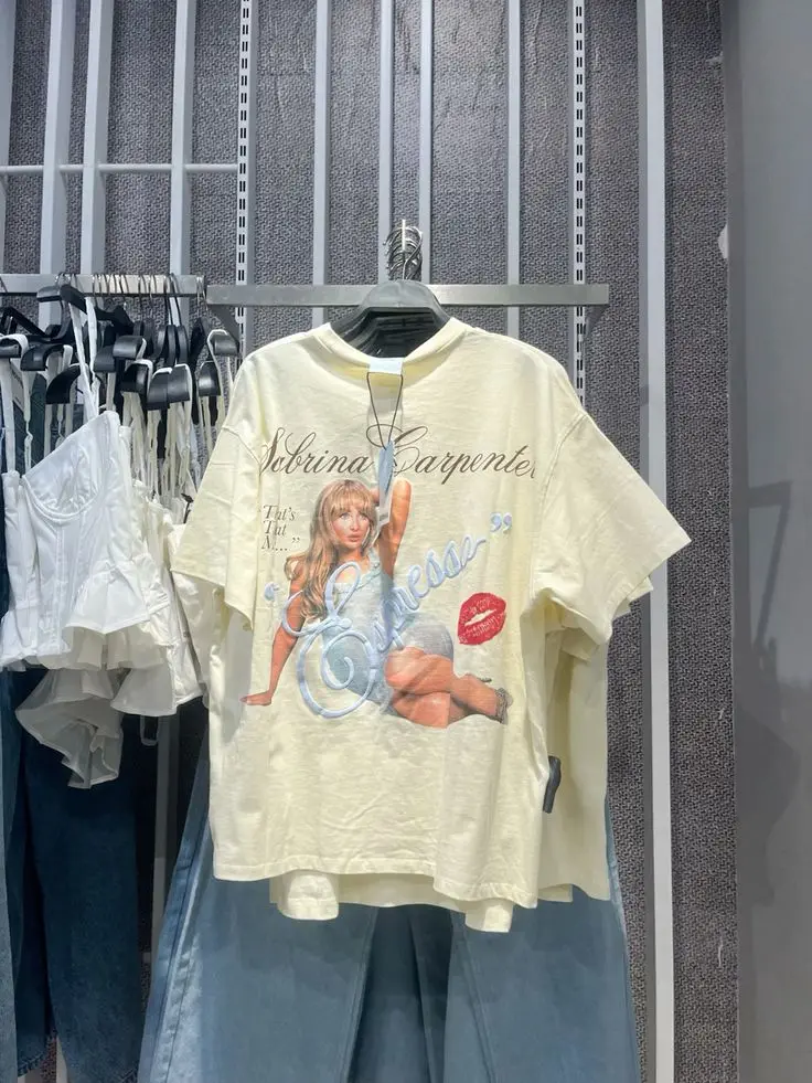 تي شيرت سابرينا كاربنتر للرجال والنساء مقاس كبير Y2k بأكمام قصيرة من القطن الثقيل ورقبة دائرية رسومات علوية ملابس نسائية للرجال تي شيرت #2