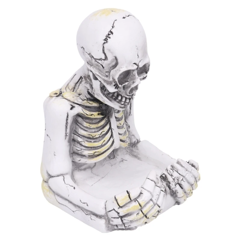 XX9B Specially Crafted Plastic Skull Wildlife Watering Device Great For Deck And Lawn Improvement