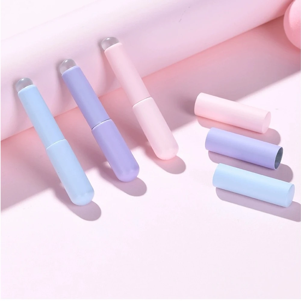 

Round Silicone Applicator Reusable Makeup Lip Brush With Cover For Dust Prevention Silicone Lipstick Brushes Women Cosmetics