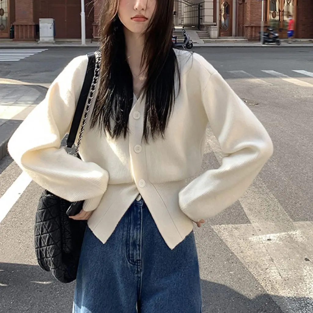 

French Style Knitted Cardigan Milk Style Gentle Design V-Neck Long Sleeve Sweater Tight Waist Autumn Winter Fashion Women's Top