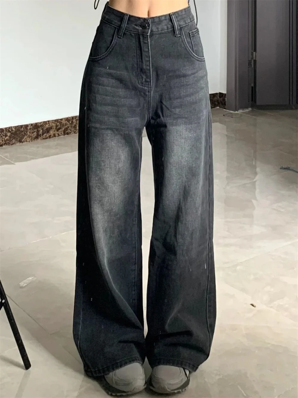 High-Waisted Wide-Leg Jeans Women Black Gray Loose-Fit Straight-Leg Bell Bottoms Plus-Size Denim Trousers Pear-Shaped Body Type