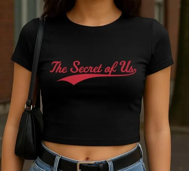 

Gracie Abrams Vintage 90s Crop Top T-Shirt Fashion O-Neck Tops Oversize Tshirt Fashion Women Tee Blusa Y2k Top