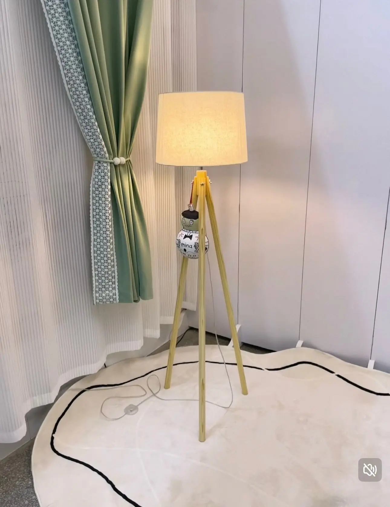 Floor lamp bedroom living room   modern Nordic Japanese solid wood vertical triangle creative personalized