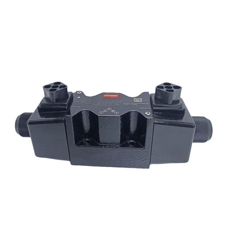 DG5V-7-6C-T-VM-U-H7-50 Directional Control Valve DG5V-H8-2C-E-T-M-U-H5-30