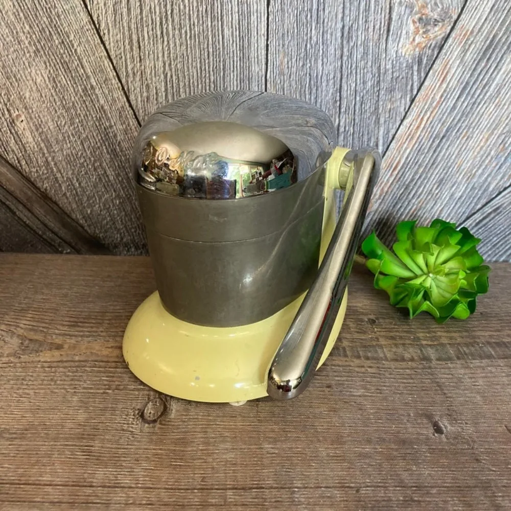 HAOYUNMA Vintage Metal Juicer {Vintage Juice-O-Mat Tilt Top Rival Aluminum Juicer Strainer Wedding Juicer Lemonade Fruit Press