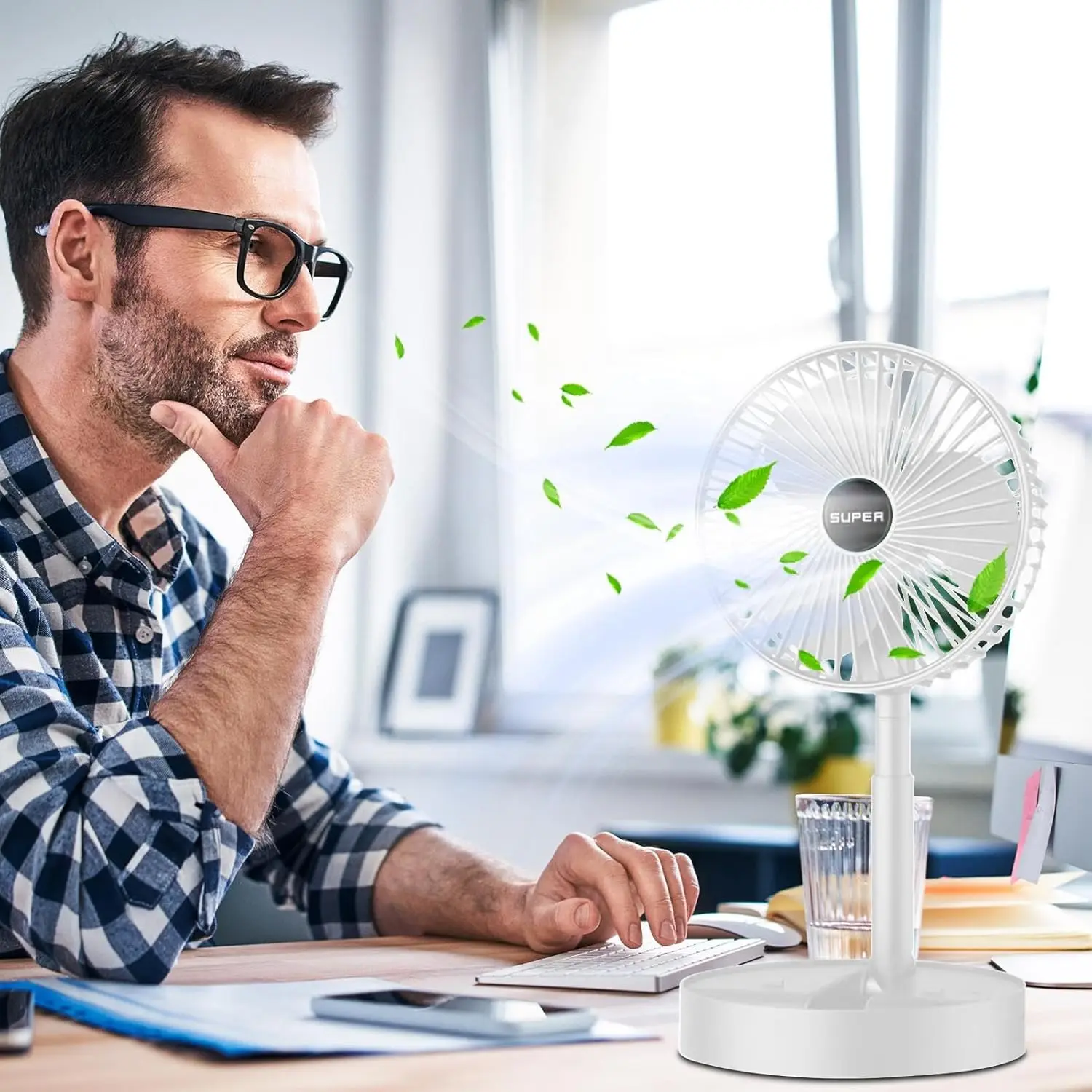 휴대용 팬 충전식 여행 친화적인 접이식 팬 야외용 경량 휴대용 공기 냉각기 USB 충전 디자인