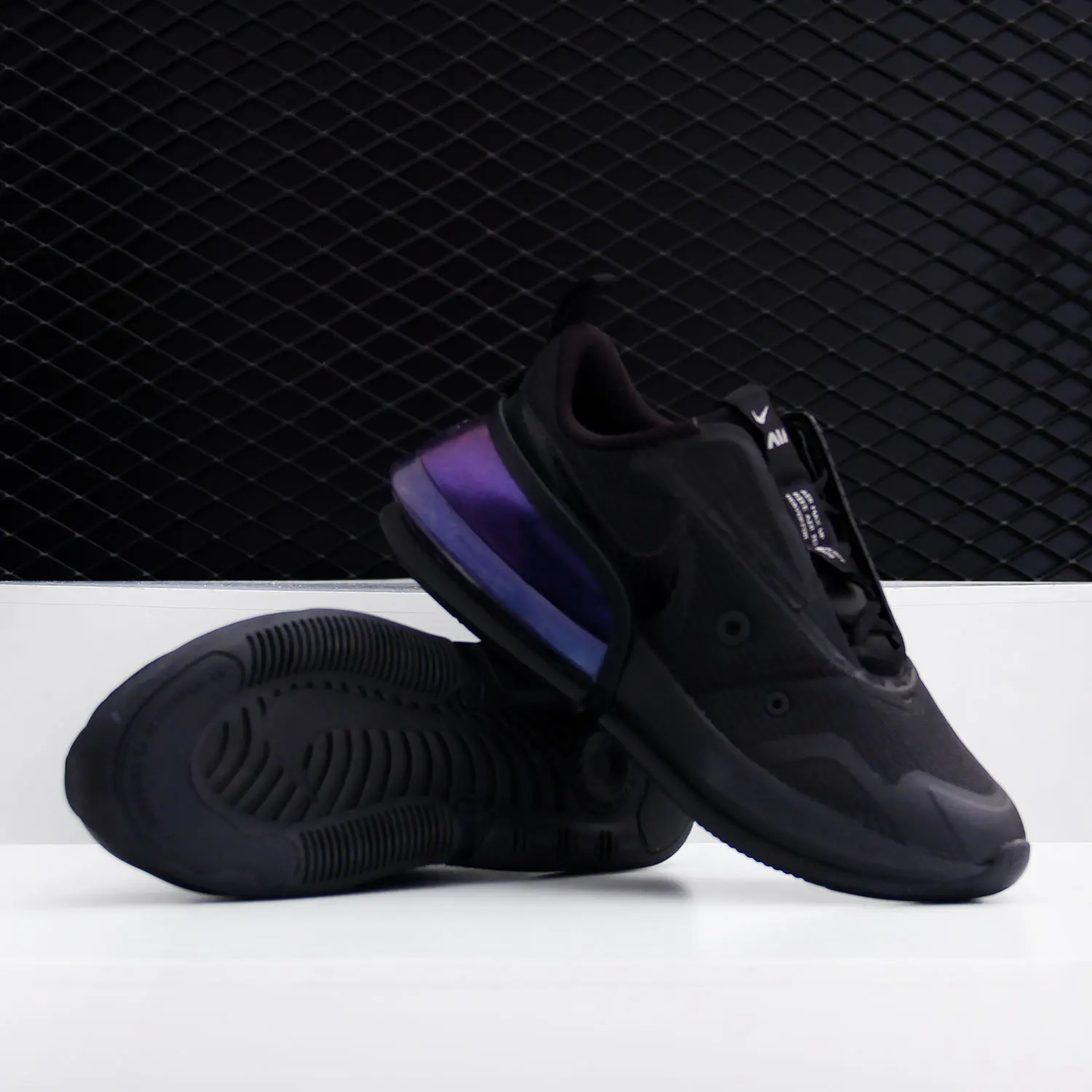 

Женские спортивные кроссовки Nike AIR MAX UP NRG с мягкой подкладкой CK4124-001