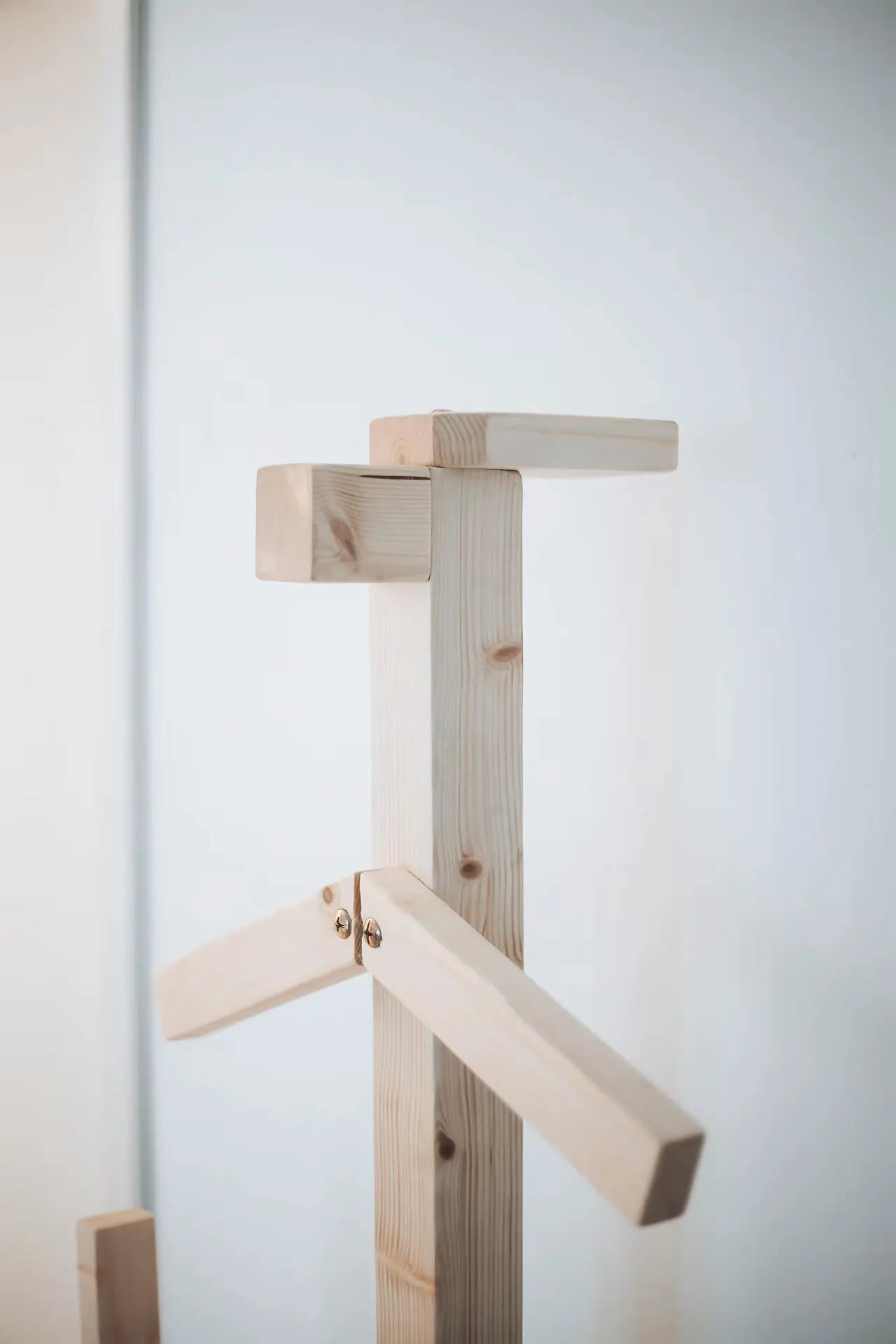 Solid wood Kendo protective gear rack display drying table, free double-layer rear knife holder