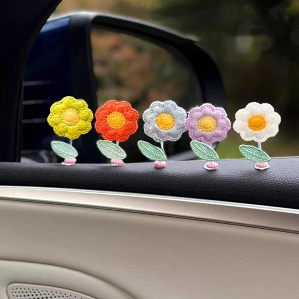 Shaking Flowers Car Accessories Dashboard Decorations, Handmade Knitted for Car Interior Home Office Desk Decoration