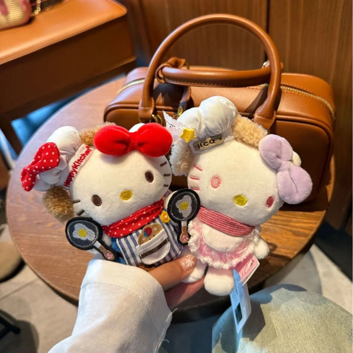 

MINISO New Classic Cute Cat Cartoon Doll Keychain Plush Doll Pendant Pendant Decoration Bag Parts Accessories Fresh and Sweet