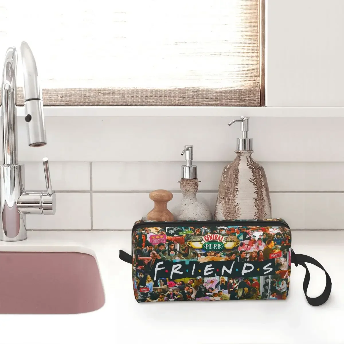 Friends TV Show Collage Large Makeup Bag Beauty Pouch Travel Cosmetic Bags Rachel Monica Organizer for Unisex