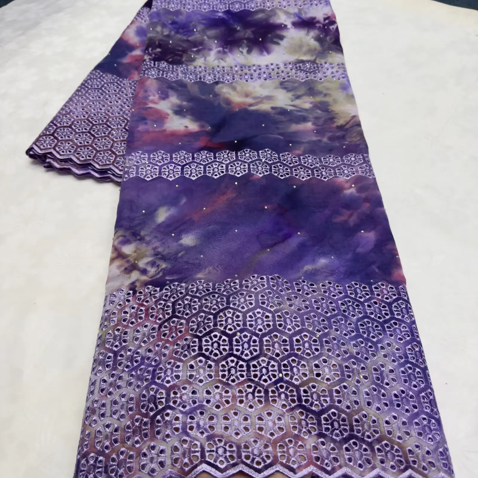 EmbroideryLace Swiss Voileลูกไม้ 2025 ลูกไม้แอฟริกันผ้า 5 หลาสวิสลูกไม้ผ้านุ่มผ้าฝ้าย 100% ซาตินผ้าสําหรับชุด