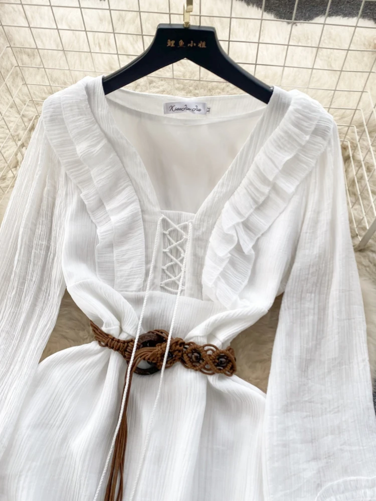 Robe courte blanche à volants pour femmes, robe de plage, coupe trapèze, manches longues, style Boho, avec ceinture, vêtements éducatifs, printemps été