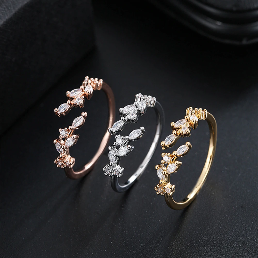 Anillo abierto con forma de hoja, de plata de ley 925 con circonitas, en plata, oro o oro rosa, para mujer. Un regalo original y creativo, ideal para combinar con cualquier atuendo, para fiestas y para el uso diario.