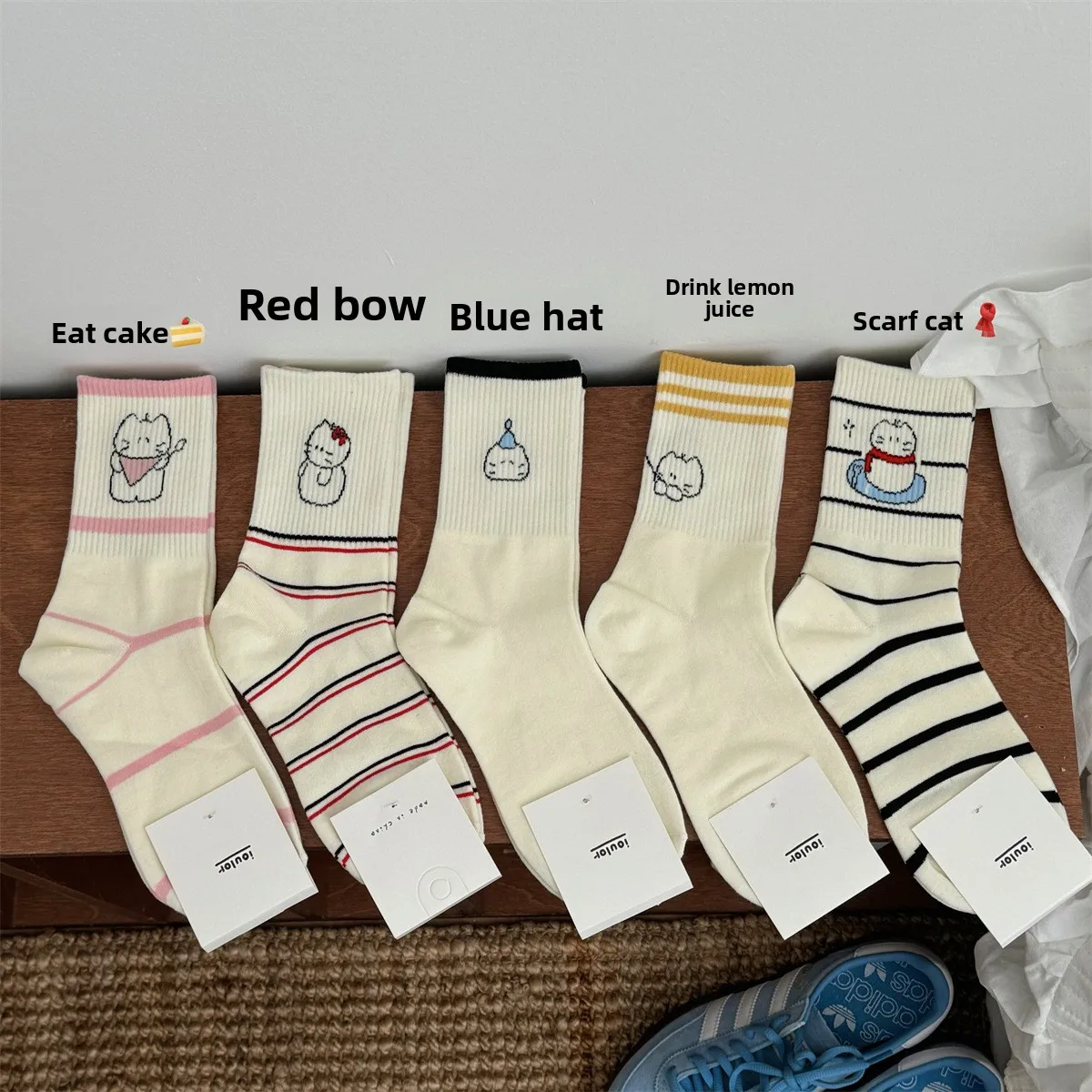 

Four Seasons New Arrival Cute Cat Cartoon Stripe Pattern Comfortable Cotton Women's Stack Socks