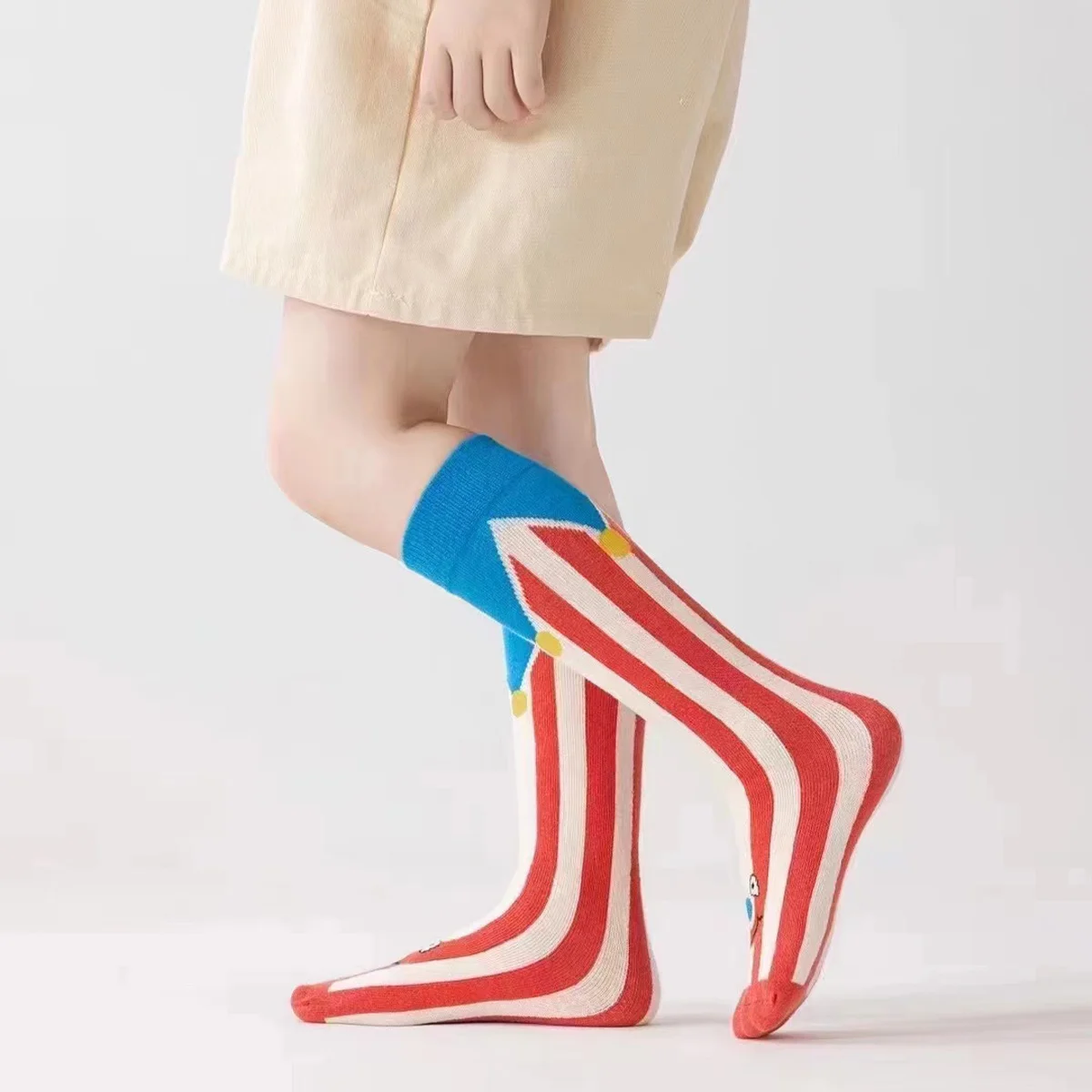 4 Pairs of Kidsren's Circus Kidsren's Fun Mid-Calf Socks