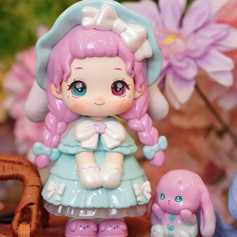 Becky Funny Spring Outiry Series Blind Box Cute Becky Anime Doll Surprise Bag Action Figure Mystery Box Model Desk Decor Toy Gif