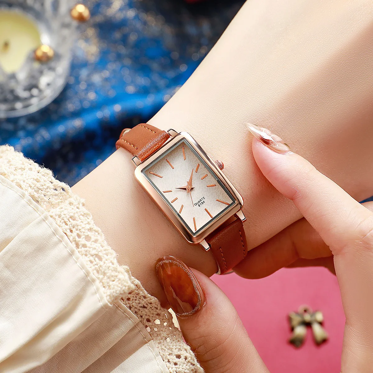 Women's Watch 2025 New Rectangular Style Retro Simple Style Large Dial Customizable