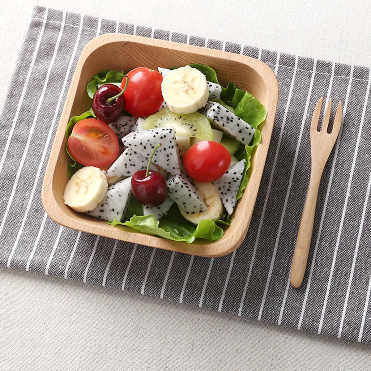 

Wooden Salad Bowl Crack Resistant Lightweight Square Design Perfect Size Fruit Container Vegetable Serving Bowls Food
