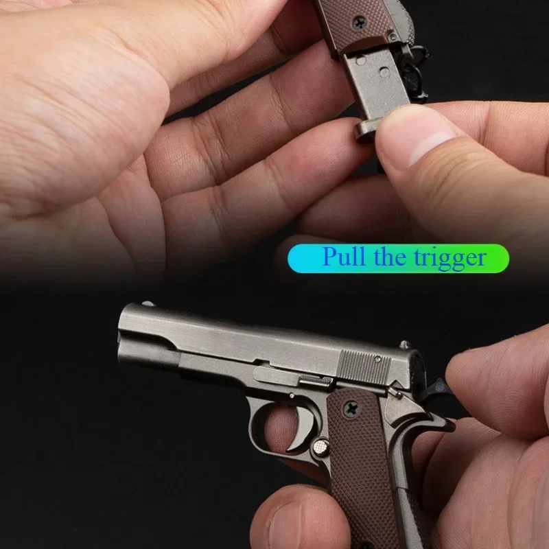 New 1:3 Pistol Model M1911 Gun Keychain Throwing Shells Removable Alloy Toys Ornaments Decoration Crafts Figurines & Miniatures