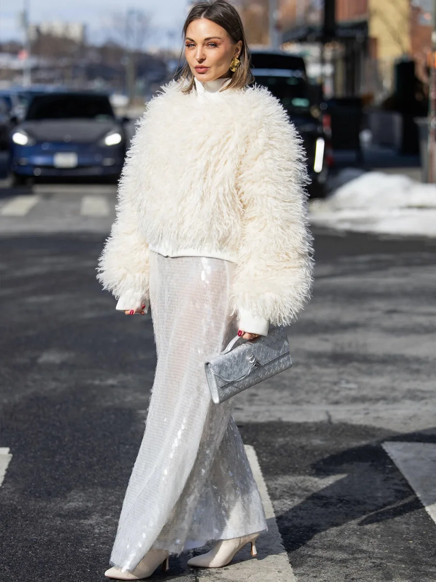 Winter High Quality Stand Neck Faux Fur Short Jacket Women Zipper Thick Warm Jackets Female Splice Outerwear Streetwear Overcoat