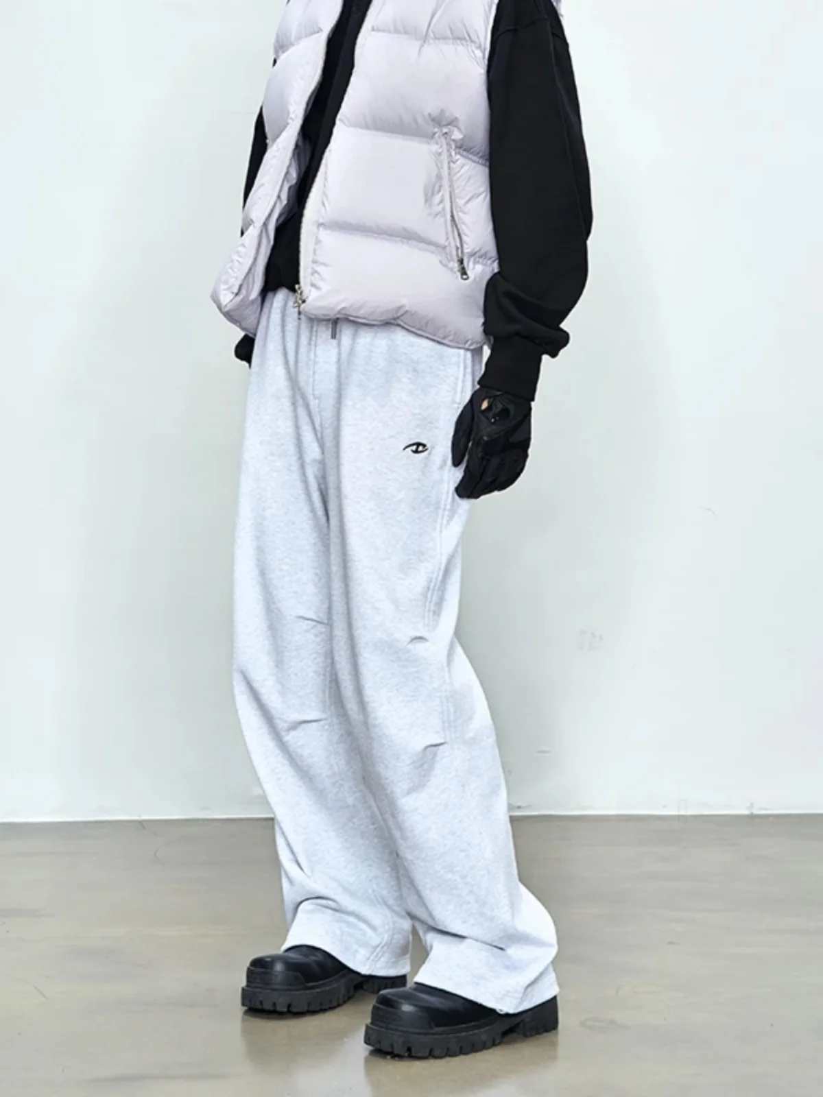 American Sle Heavyweight Pleated Bend Knife Sweatpants Men Winter Cleanfit Straight Leg Cuffed Loose Wide Leg Casual Trousers