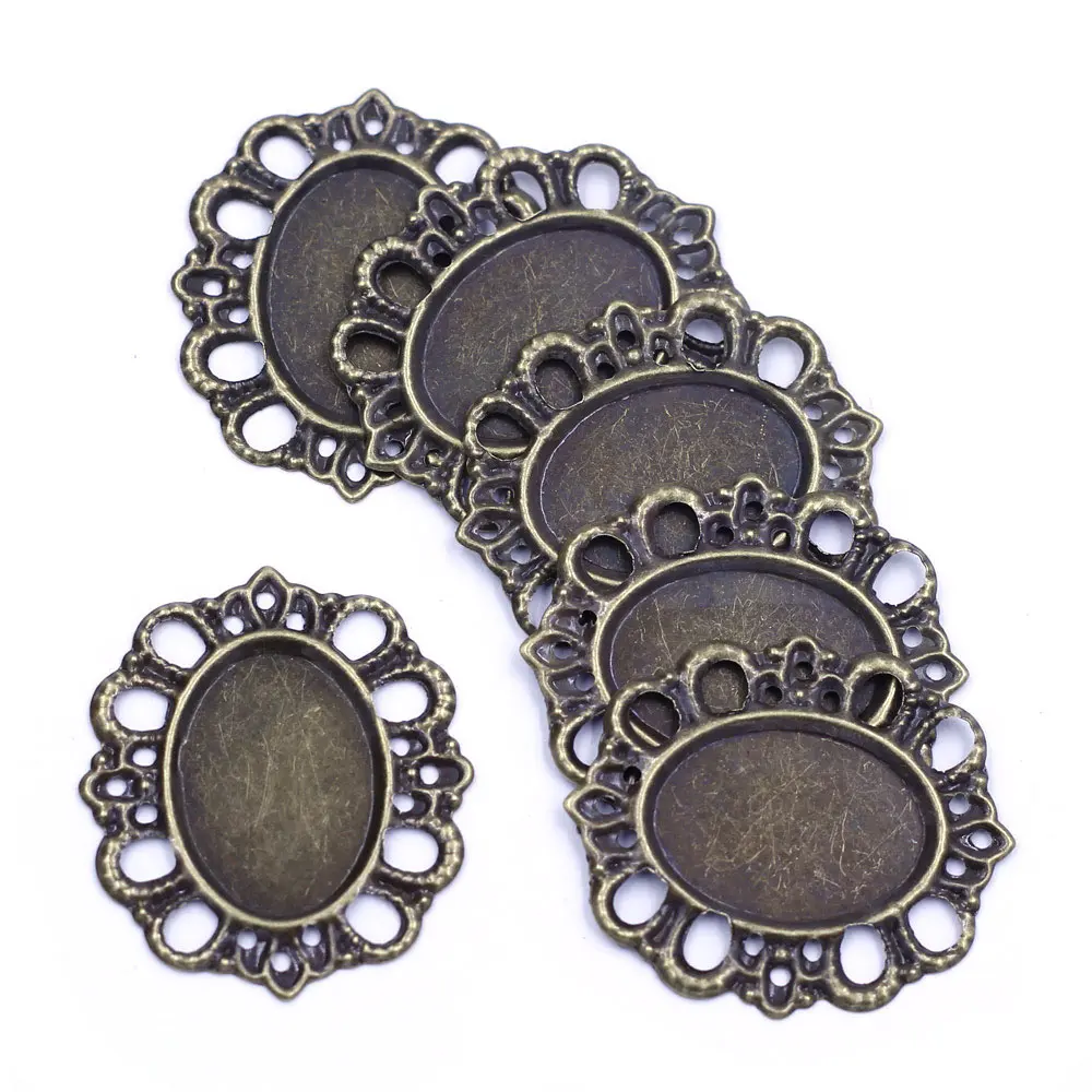 10PCS Oval Cameo Cabochon Settiings Charm 30x26mm Fit 18x13mm Hollow Lace DIY Crafts Embelissement Jewelry Handmade Materials