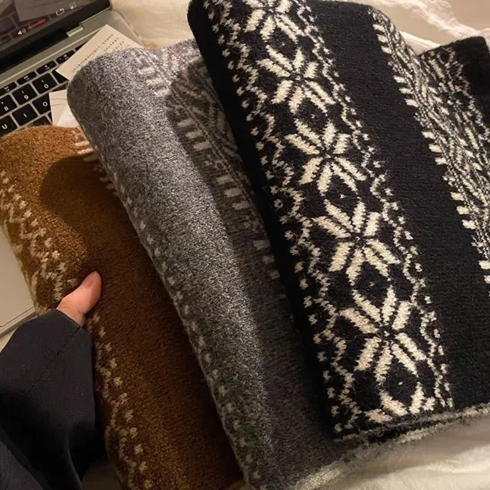 Gifts Knitted Fabric Christmas Scarf Snowflake Pattern Warm Knitted Scarf Double-Sided Korean Style Neck Wrap Couple Accessories