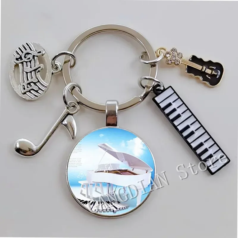 New piano note pendant glass convex round Keychain piano keyboard glass shrapnel DIY Keychain gift pendant