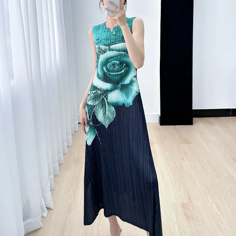 

Miyake Pleated Dress Women's 2024 Summer New Loose Design Fashionable Printed Round Neck Sleeveless Mid-length Elegant Dresses