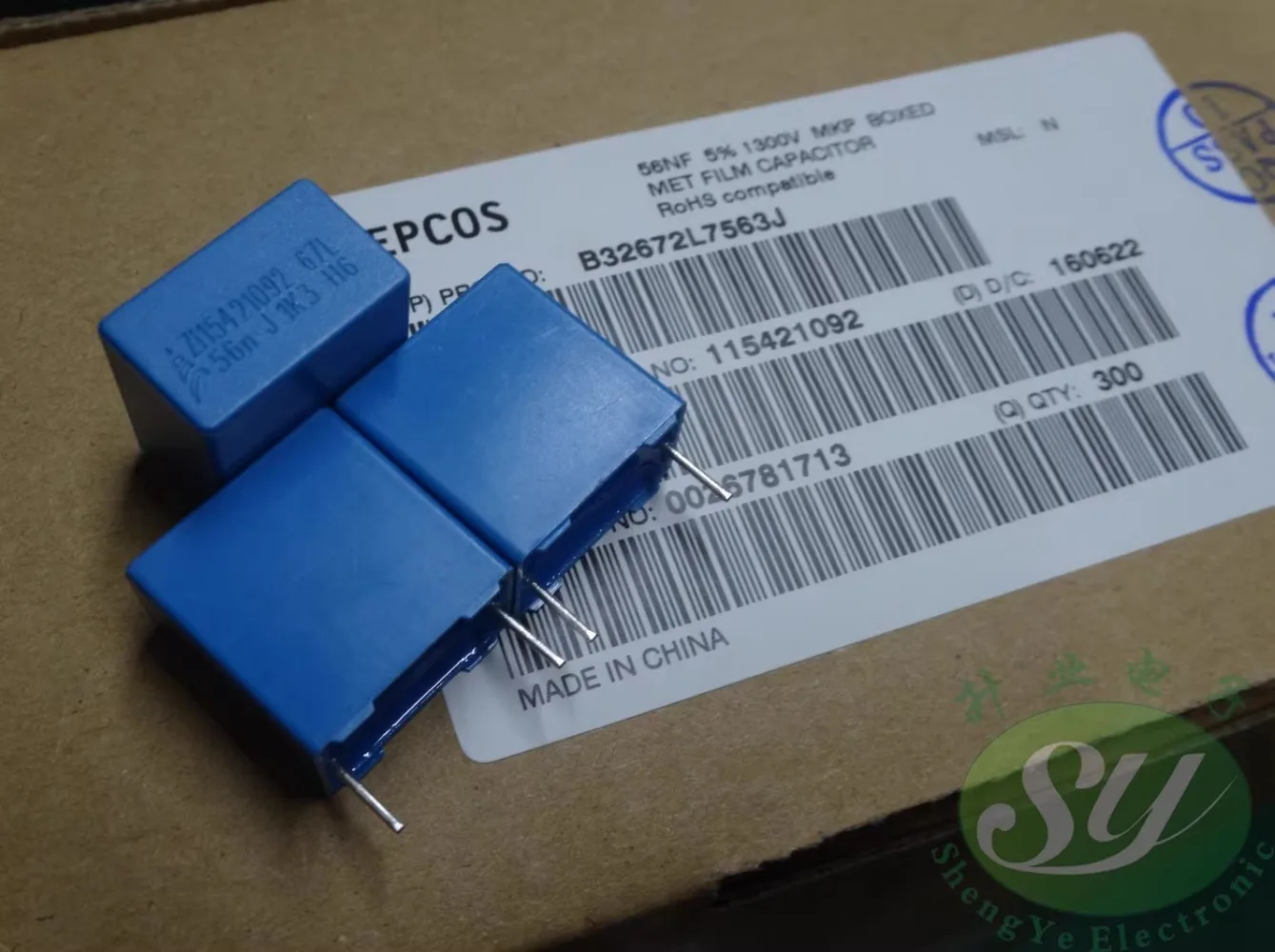 

5PCS EPCOS MKP 0.056uf/1300v 56nf 563 New 15MM film capacitor B32672L7563J