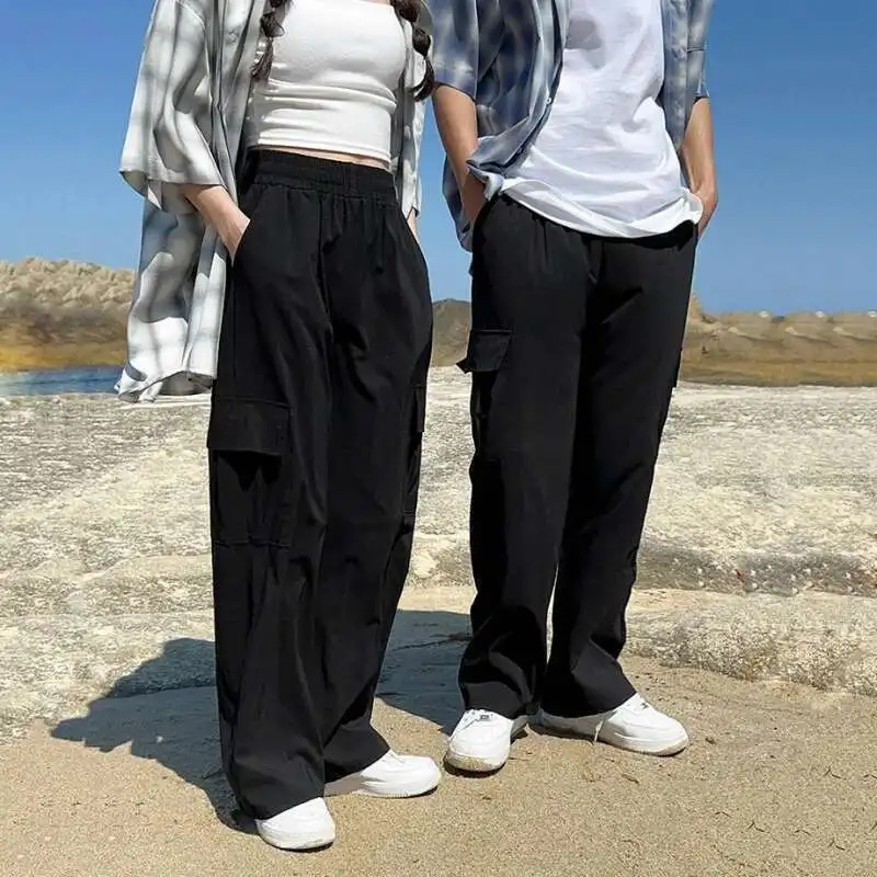 Pantaloni cargo da uomo in vita elastica tinta unita tasca grande laterale abbigliamento da uomo casual pantaloni larghi da uomo a gamba larga Cleanfit P020