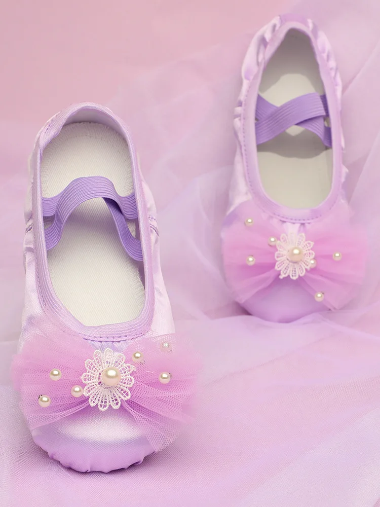 Children\'s Dance Shoe Soft Sole Practicing Cat Claw Satin Flower Lace Ballet Body Yoga Girl Indoor Gymnastics Princess Shoes