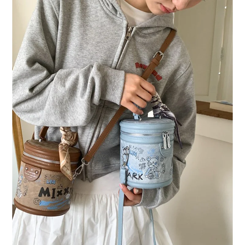 

Ladies' Crossbody Bags Korean Teddy Bear Graffiti Cute Kawaii Verstaile Personalized Handbags Luxury Brand Bucket Crossbody Bags