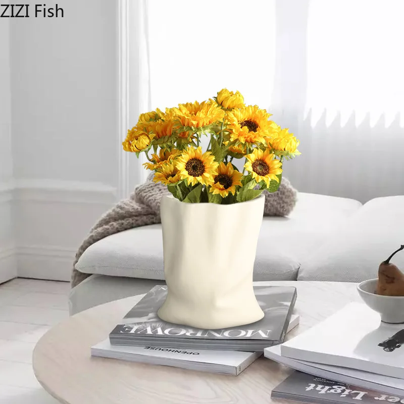 

Creative Pocket Shaped Ceramic Vase Dried Flower Vase Decoration Ornaments Hydroponic Vases Flower Arrangement Flower Vessels