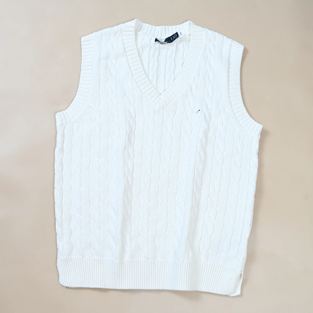 Женский осенне-зимний новый хлопковый вязаный жилет с вышивкой маленькой этикеткой V-Ne, универсальный простой персональный вариант всех