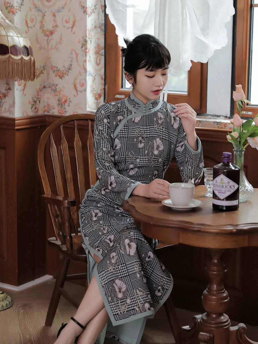 

Длинное платье на осень-зиму для повседневной носки, без пояса, с полностью распашной передней частью, свободное, с широким подолом, винтажное, с цветочным принтом