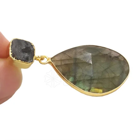 

WT-E675 WKT 2025 Beautiful and Retro labradorite Droplet shape Earrings trend jewelry INS Earrings wedding party women gift hot