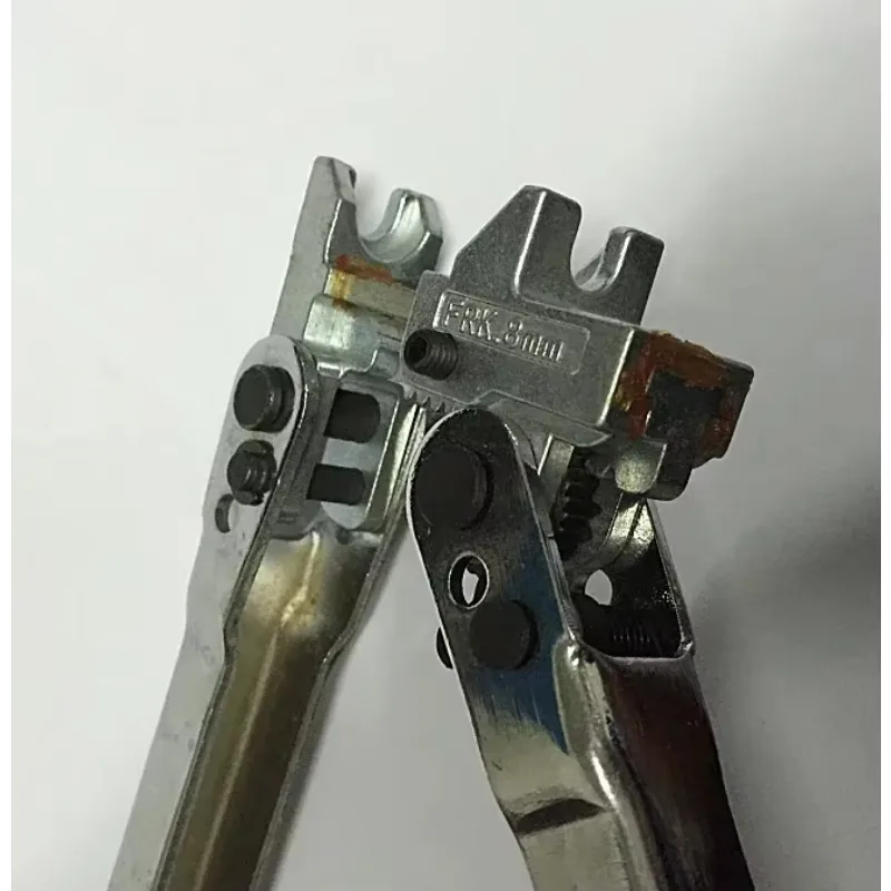 Lock ring crimping pliers, refrigerator cabinet refrigeration maintenance, solder-free tools, quick-closing composite ring