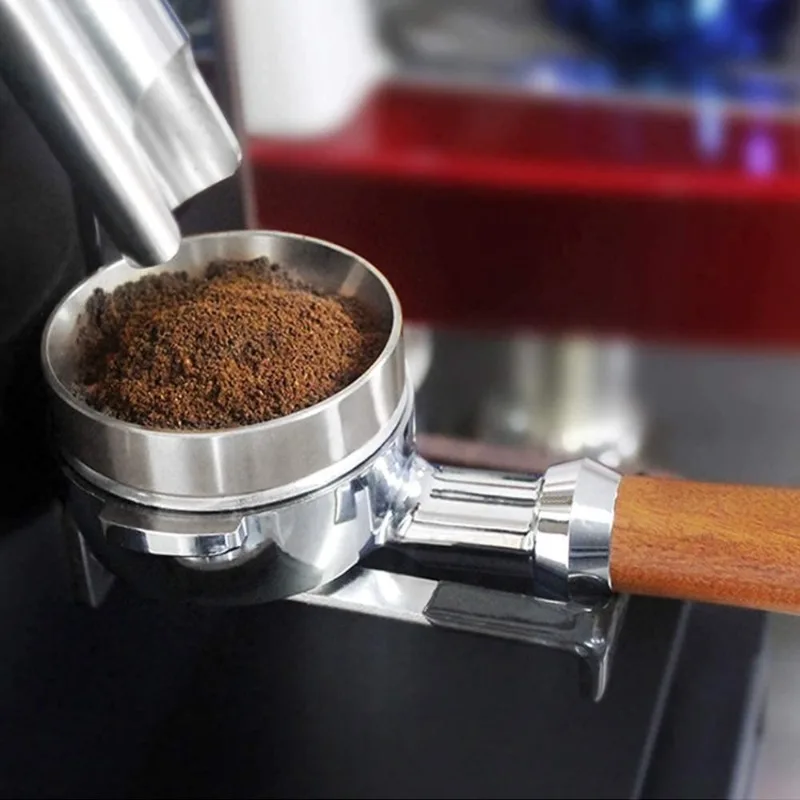 Fotografia 5: Funil de dosagem de café expresso, anel de distribuição de grãos de café, design seguro e anti-queda, compatibilidade universal para máquinas de café expresso