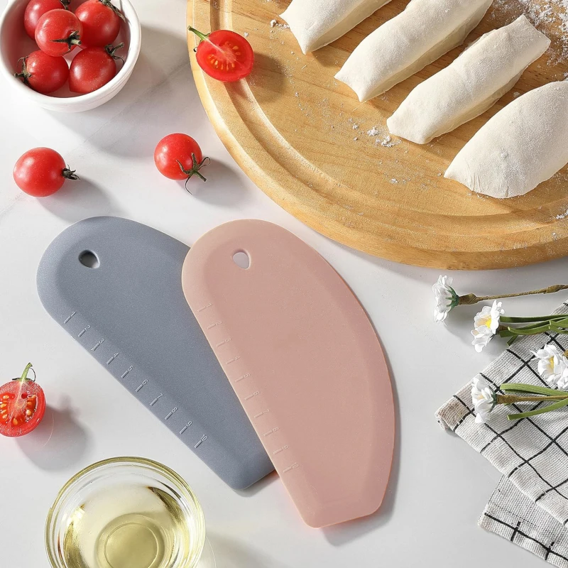 Silica Gel Tooth Pattern Scraper Economic Scraper Graduated Food Grade Baking Utensils Arch Cutting Knife Kitchen Baking Tools