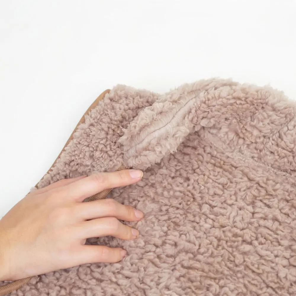 Cozy Shoulder Warmer Wrap For Adults Breathable Polyester Cape Unisex Protection Scarf For Winter Cold Prevention