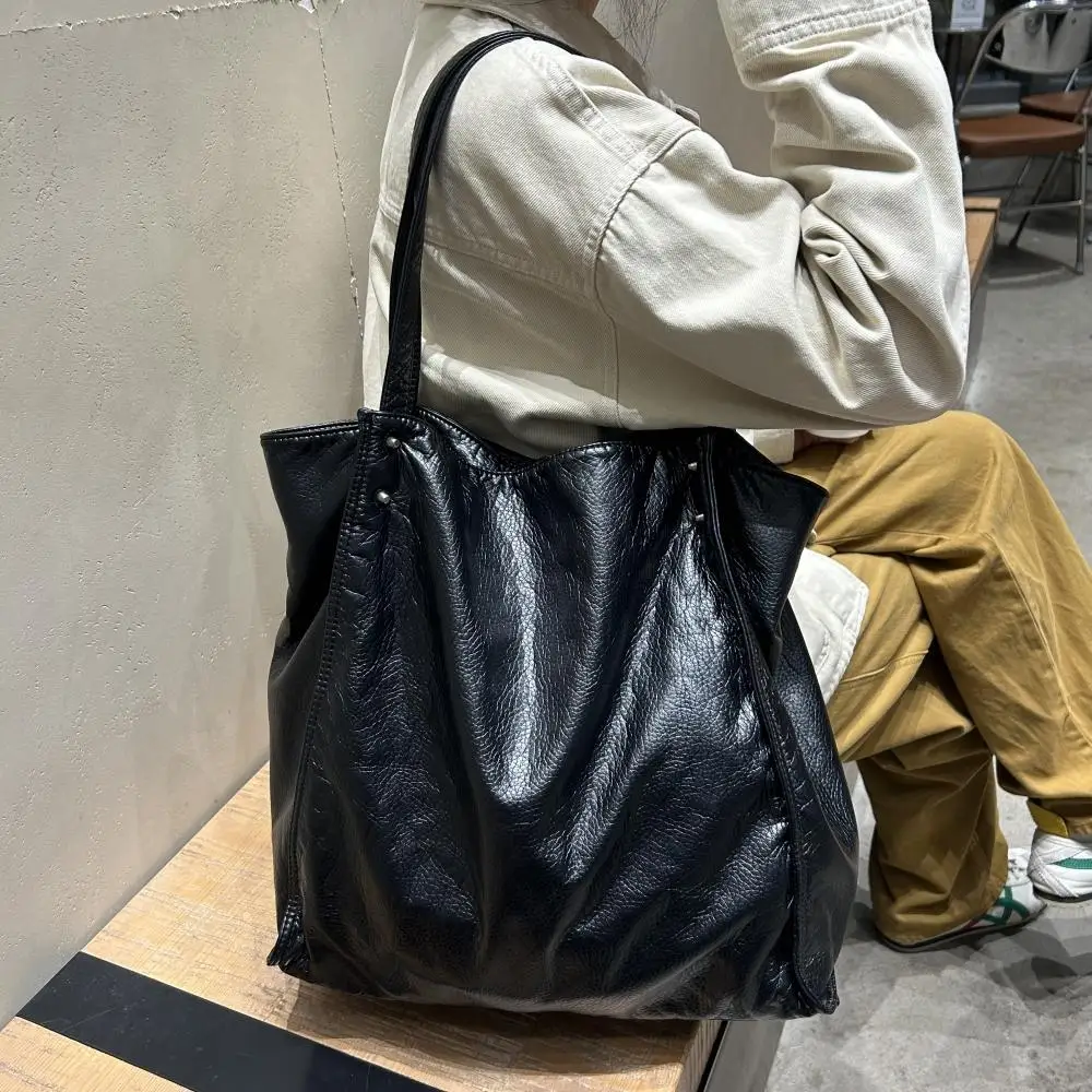 

2025 Новая модная женская сумка большой вместимости с узором личи, вертикальная квадратная женская сумка, простая и универсальная модная сумка на плечо