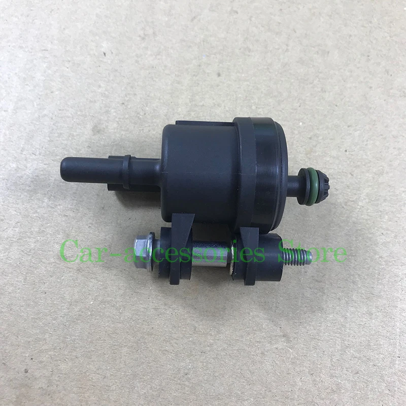 Elektrozawór upustowy pochłaniacza oparów do Chevroleta Spark 13-15 96985666