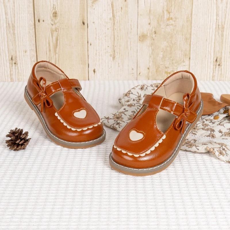 

Классические кожаные туфли для девочек, милые детские туфли принцессы с бантом по бокам, трендовые детские туфли Мэри Джейн с вырезами