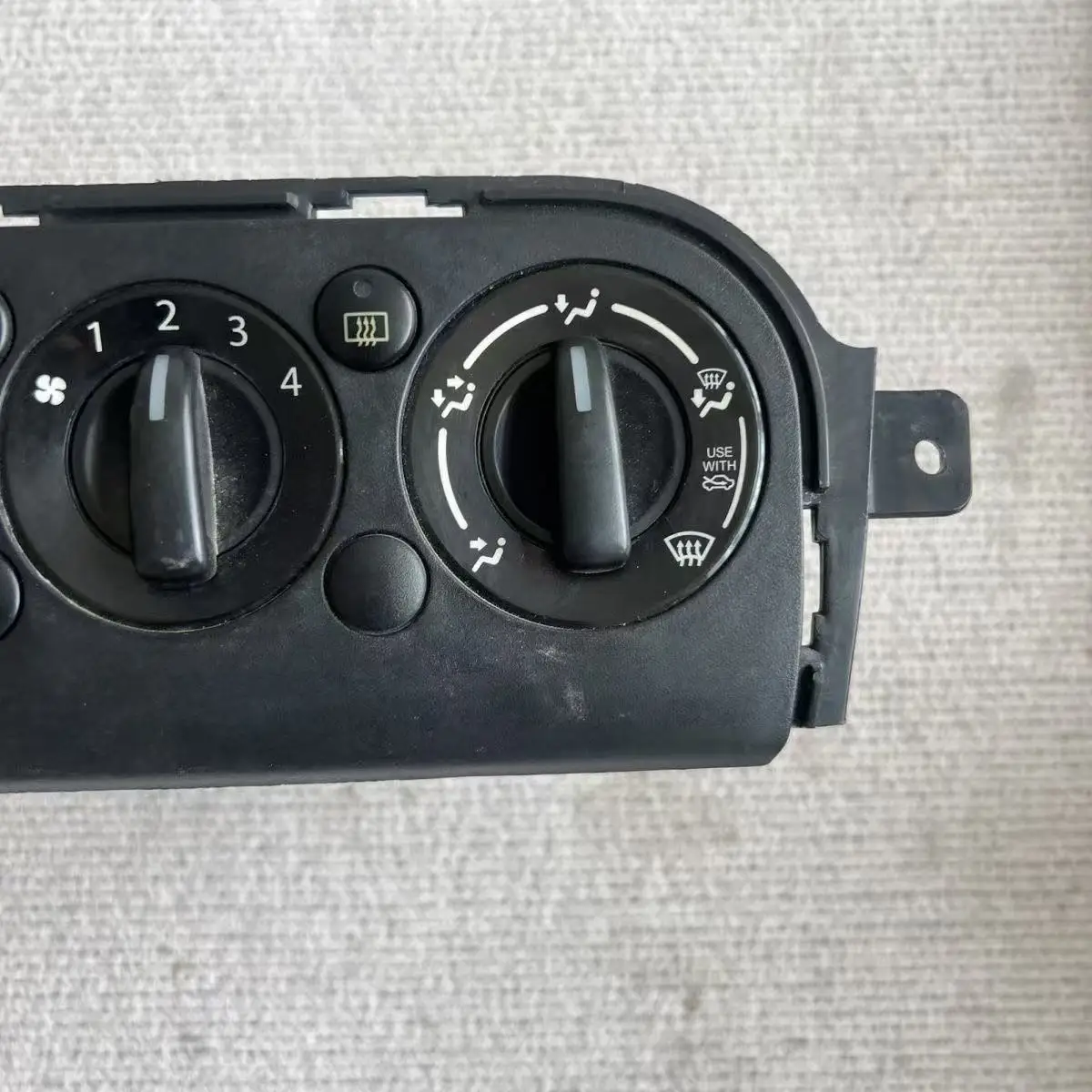 Air Conditioner AC Heater Control Climate Panel Assy For Suzuki SX4 2006-2012 Dashboard Temperature Control Switch