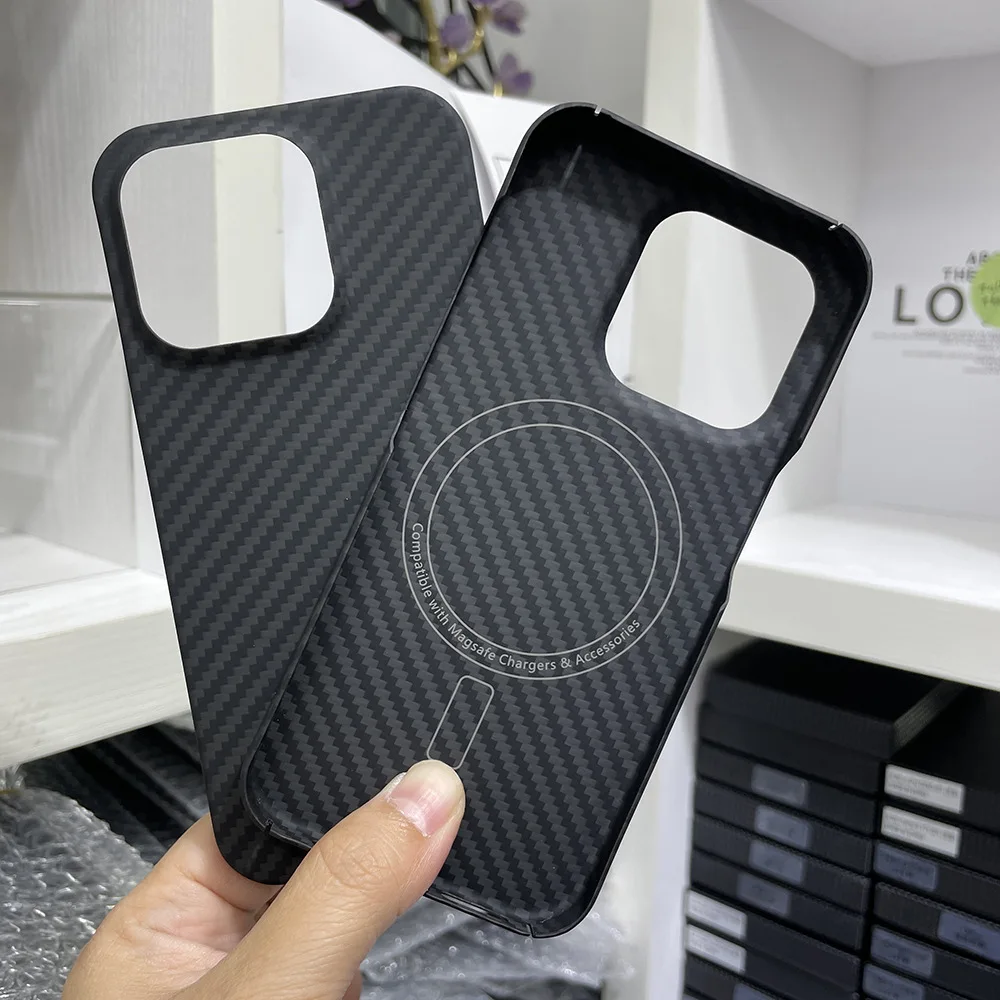 

Deluxe Kevlar carbon fiber ultra-thin magsefe protective cover is suitable for iphone13pro and Max anti-drop boxes