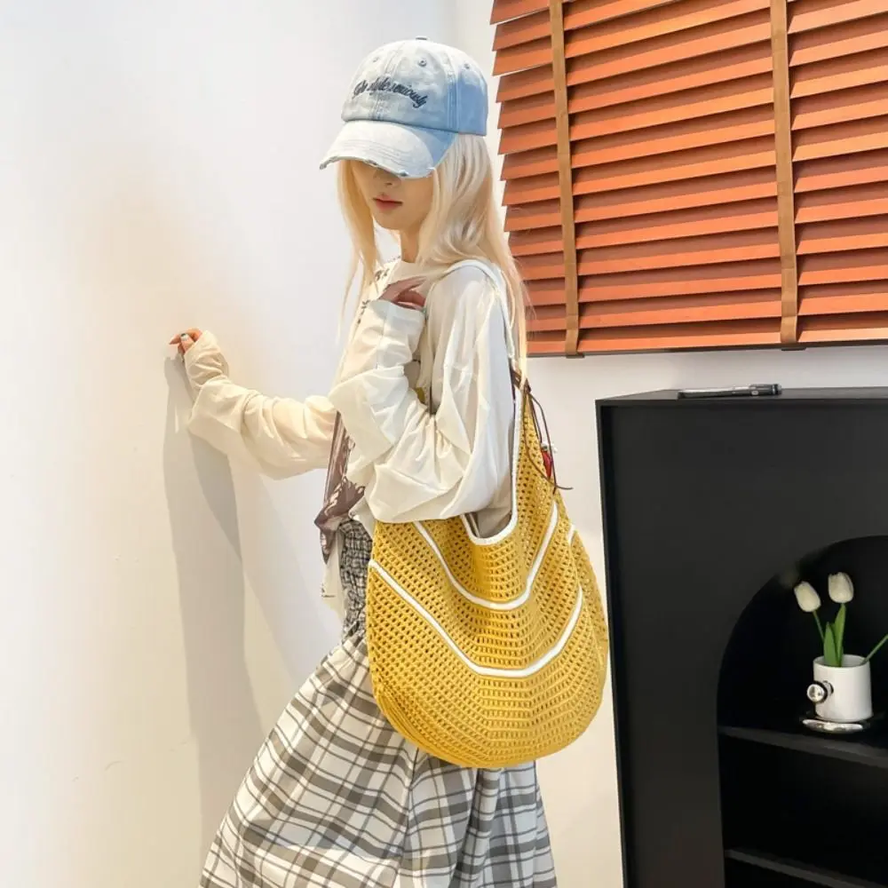 

Solid Color Knitting Shoulder Bag Korean Style Contrast Color Crochet Tote Bag Versatile Large Capacity Casual Woven Handbag