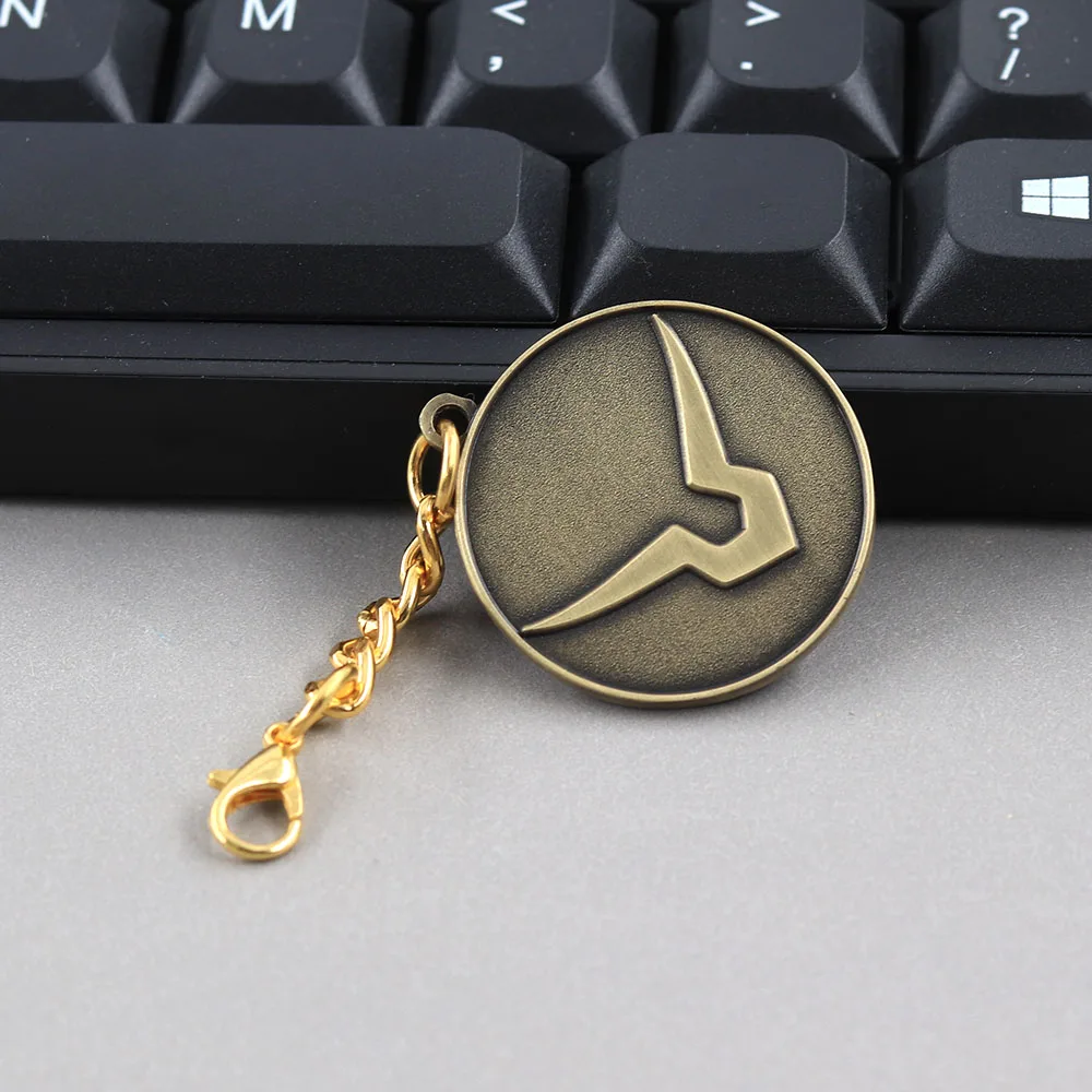 Code Geass Lelouch Schlüsselanhänger Anime Zero Helm Schwarze Ritter Emblem Schlüsselring Antik-Bronze Metallanhänger Auto-Taschen-Charm Schmuck – Detail 7