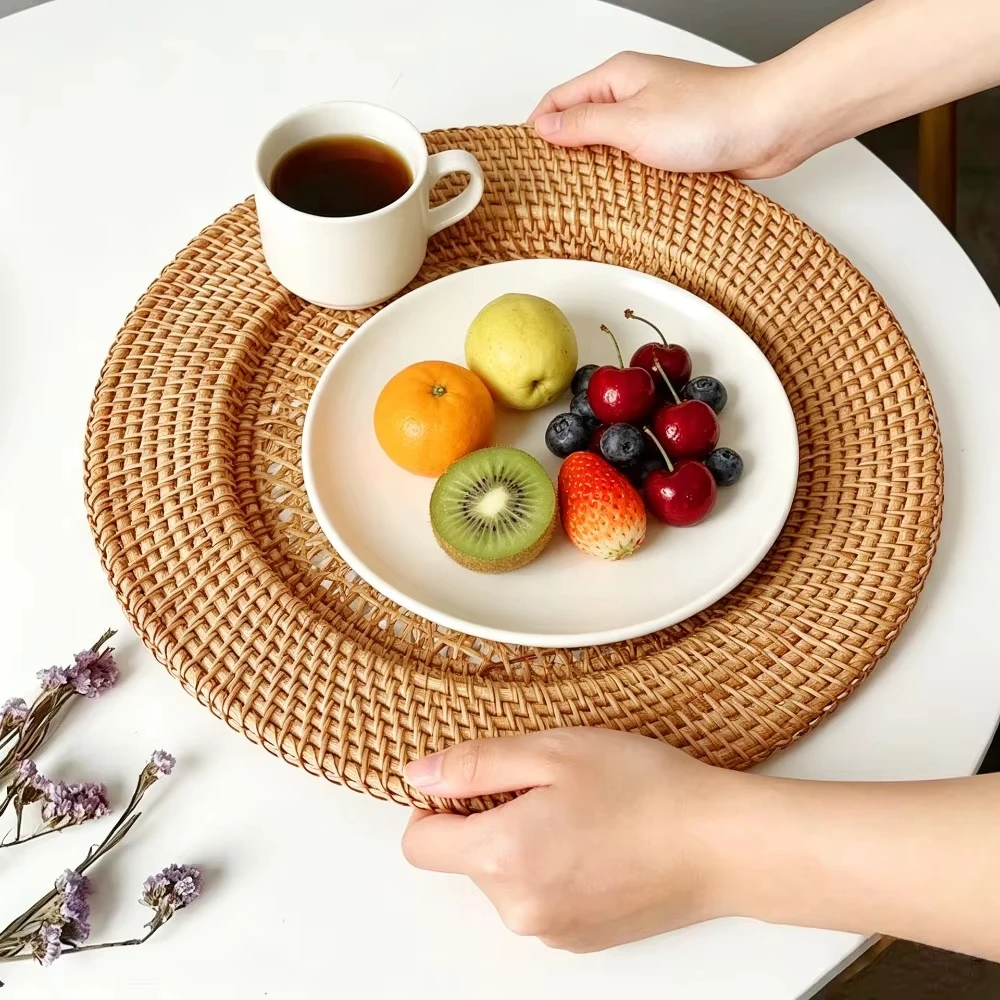1pc/3pcs/5pcs Multi-functional Round European-style Hand-woven Rattan Tray Retro Snack Storage Tray Hollow Design Tablecloth Pad view 5
